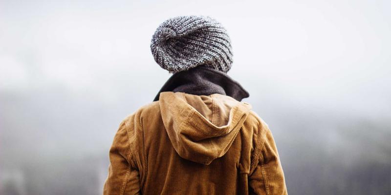 从维齐尔比到现代谈判桌：跨越时空的健康解决方案与外交礼仪智慧