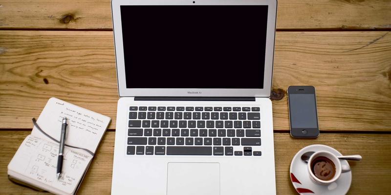 维齐尔比的货币智慧：历史经济改革如何启示现代保健品价格调控与生物科技发展